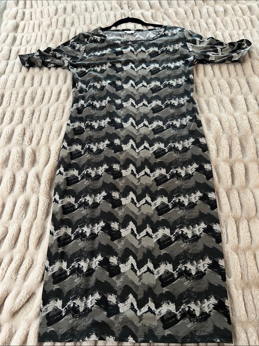 LuLaRoe Julia Black, Gray & White Zigzag Midi Dress